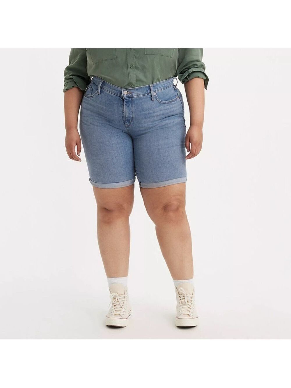 Levi's Classic Bermuda Plus Size Stretch Light Wash Denim Plus Size Shorts